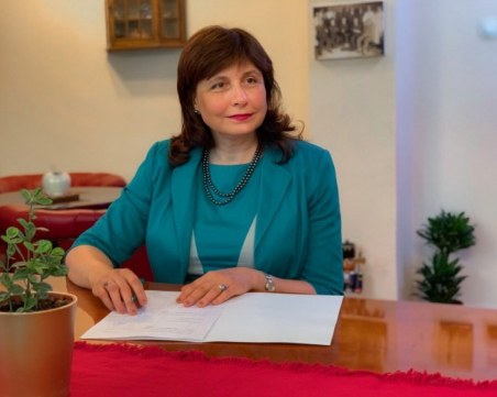 Проф. Мурджева: И двете дози трябва да са от една и съща ваксина