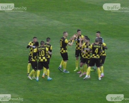 Съставите на Ботев и Черно море