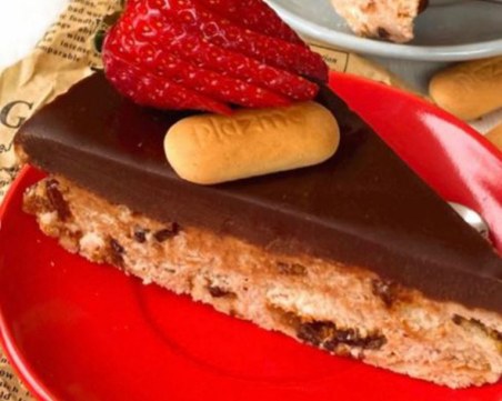 Бързо и вкусно: Бисквитена торта от 5 съставки
