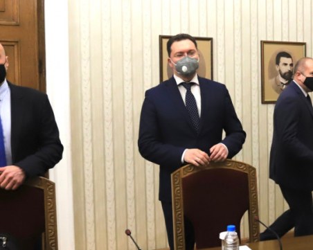 Даниел Митов: Длъжни сме да подадем ръка, предстоят ни тежки разговори