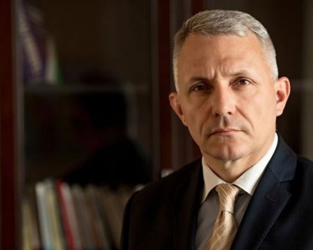 Хаджигенов: Водим неформални разговори с ИТН, не ни дават никакви сигнали