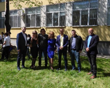 С редици инициативи в район 