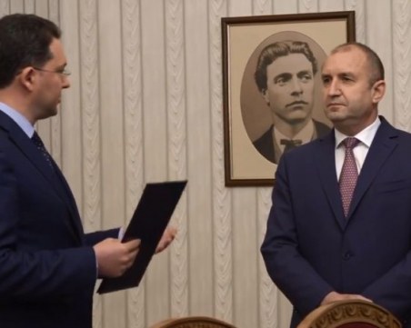 Митов върна мандата на Румен Радев и заяви, че ДБ и ИТН са постъпили арогантно и безотговорно