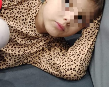 Отчаяна майка иска лечение в чужбина за болното си дете, бащата отказва и я заплашва