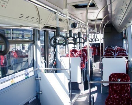 Автобус, останал без шофьор, потегли и катастрофира в София