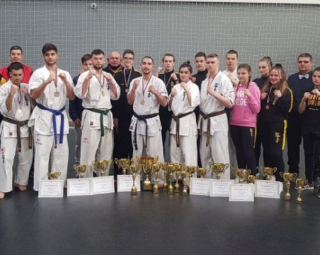 Пловдивски каратисти се върнаха с медали от национално първенство