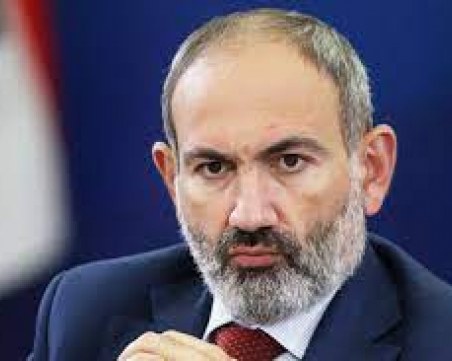 Премиерът на Армения подаде оставка