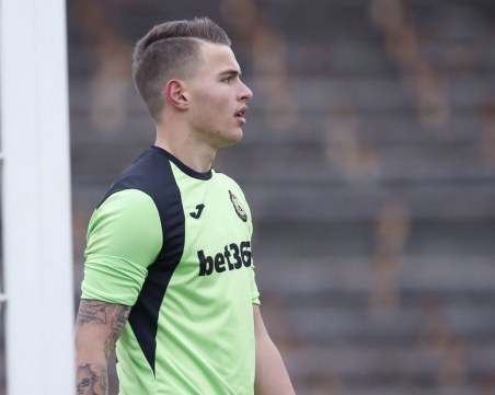 Вили Вуцов защити сина си след обвиненията в расизъм