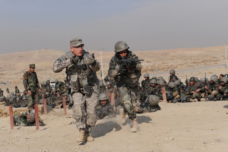 НАТО и САЩ се изтеглят от Афганистан