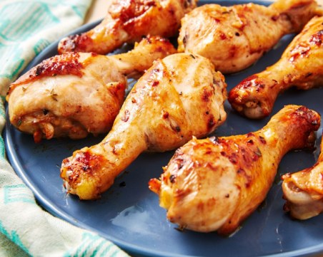 Перфектната рецепта за печени пилешки бутчета на фурна