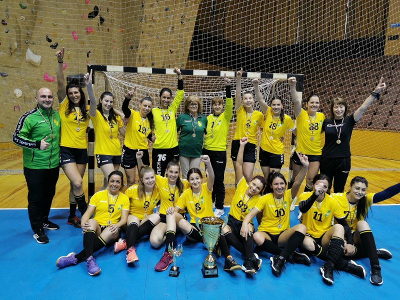 Свиленград спечели за първи път шампионската титла по хандбал