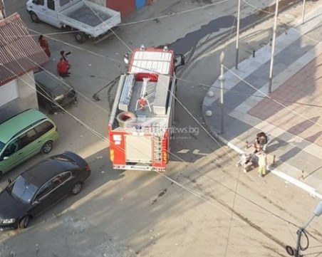 Пожар в Столипиново вдигна на крак пловдивските огнеборци