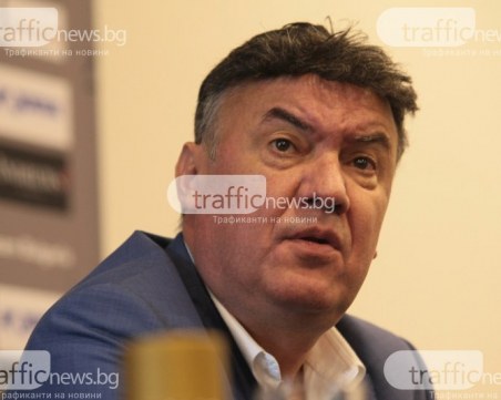 Боби Михайлов оттегли оставката си от БФС, конгрес май няма да има!