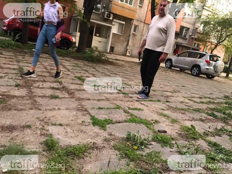 Мъж размахва пистолет в Прослав, заплашва деца от квартала