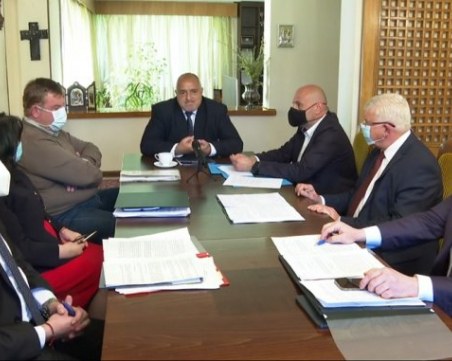 Борисов: Да си направят правителство и ако искат от Луната да докарат ваксини