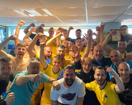 Марица разби Спартак в дербито и излезе на върха в Югоизточната трета лига