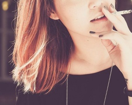 Половината младежи у нас пушат