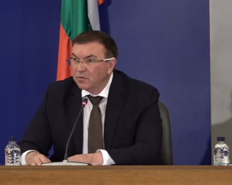 Проф. Ангелов: 1 милион души у нас са защитени от COVID-19