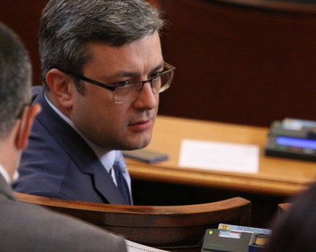 Тома Биков: И днес ще гласуваме против дневния ред, това не е бойкот