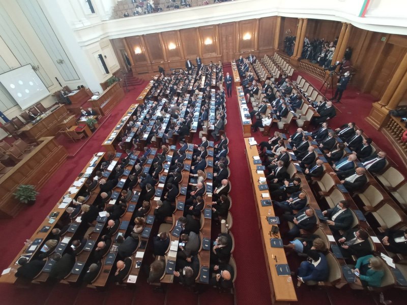 Депутатите решиха: Увеличават броя на секциите в чужбина