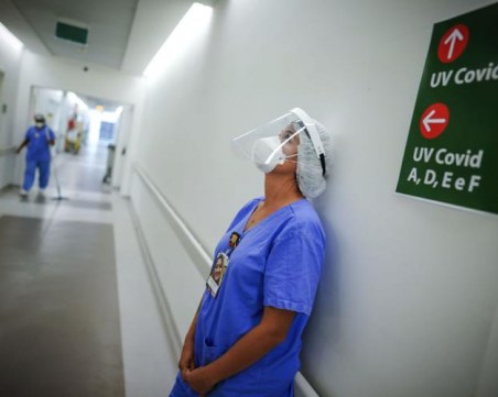 Индия отбеляза световен рекорд с над 386 хиляди заразени с коронавирус само за ден