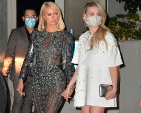 О, Холивуд! Мария Бакалова под ръка с Парис Хилтън на партито на Оскарите