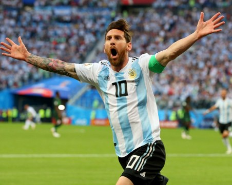 Пращат на Меси китайска ваксина по пощата, трябва да я постави преди Копа Америка