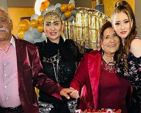 Софи Маринова вдигна пищен купон за юбилея на майка си