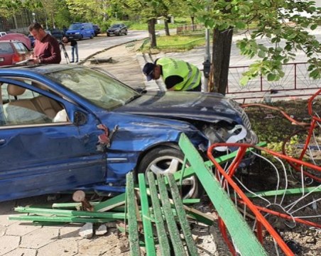 18-годишно момиче блъсна група деца край Свиленград