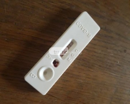 Алтернатива? Предлагат ежедневни тестове, вместо карантина, във Великобритания