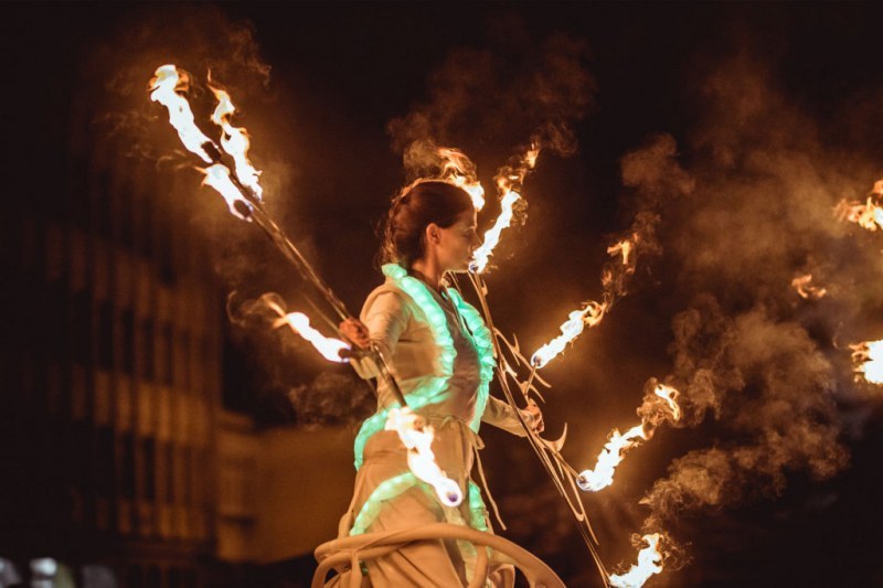 Огън, танц и цирк вдъхновяват Пловдив