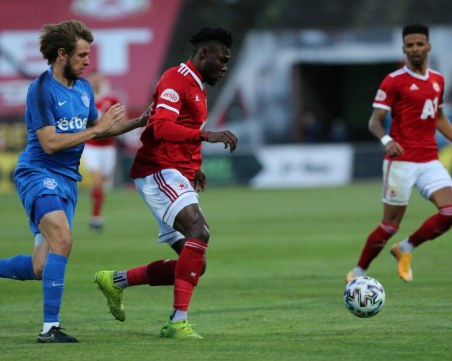 Историческо! Използваха за първи път ВАР в българския футбол