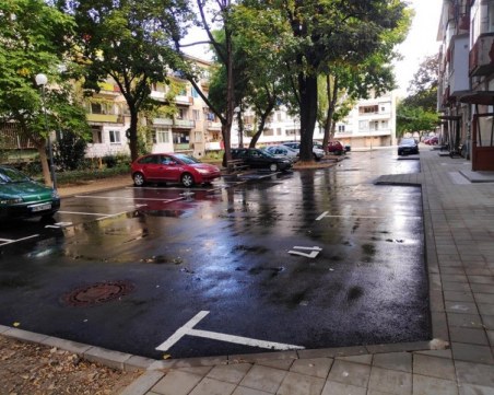 Неравната битка в Пловдив: В пъти повече нови коли, отколкото паркоместа - докога градът ще издържи?