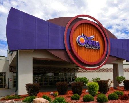 Трима са убити при стрелба в казино в САЩ