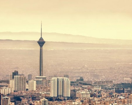 Дипломатка загина след падане от 18-ия етаж в Техеран