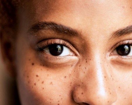 Защо хората нямат черни очи