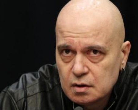 Слави Трифонов след гласуването на партийните субсидии: Когато става дума за пари, всички са заедно