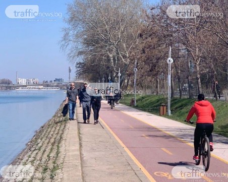 Опасно време в Пловдив днес, обявен е жълт код за силен вятър