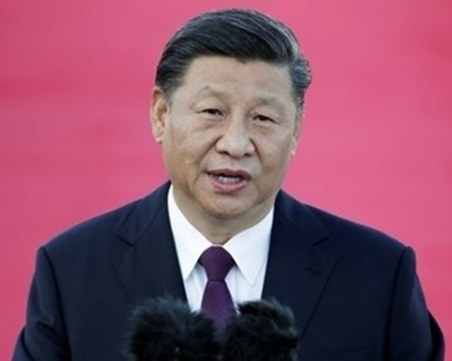 Си Цзинпин: Светът е в период на сътресения, Китай трябва да стане непобедим