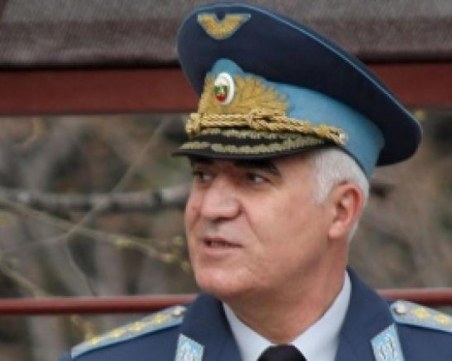 Почина бившият началник на кабинета на президента Първанов ген. Никола Колев