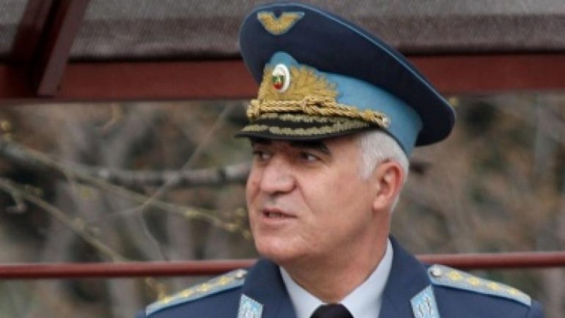 Почина бившият началник на кабинета на президента Първанов ген. Никола Колев