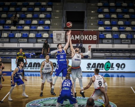 Академик ще се опита да продължи полуфиналната серия с Рилски спортист днес