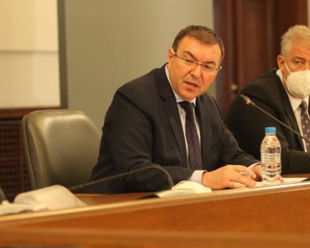 Ангелов и Балтов пристигнаха по спешност в Разлог заради Владимир Каролев