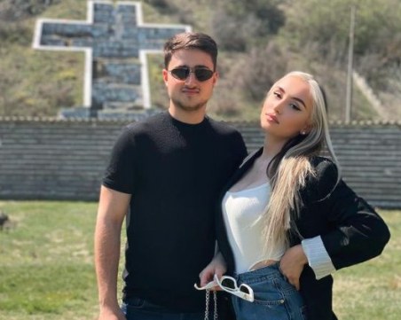 Дара Екимова показа момчето, откраднало сърцето ѝ