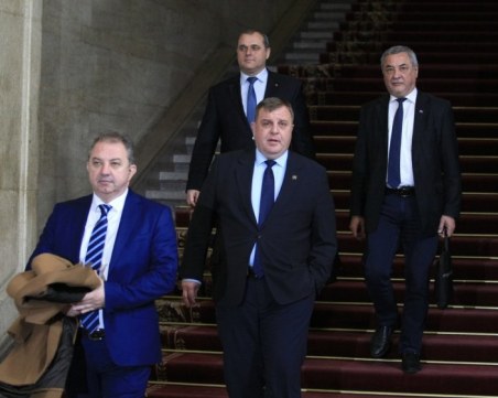 Патриотите уж се събираха на 10 май, а още дори не са обсъждали коалиция