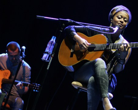 Грами номинираната Сара Тавареш пее в Пловдив