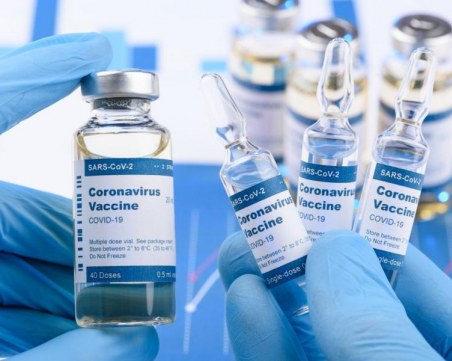 Започва и ваксинацията на деца над 12 години в САЩ