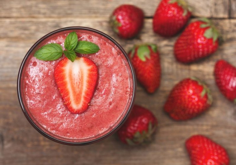 Здравословно и вкусно: Смути с ягоди и авокадо