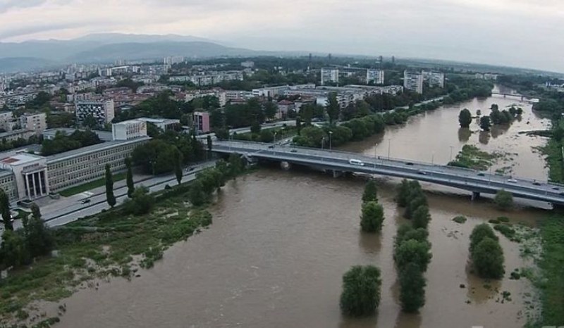 Обявяват нова обществена поръчка за почистването на река Марица за 4,9 млн. лева с ДДС