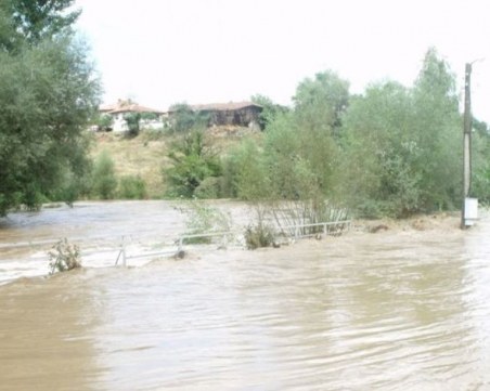 МОСВ с предупреждение за наводнения в събота по Искър, Марица и Места